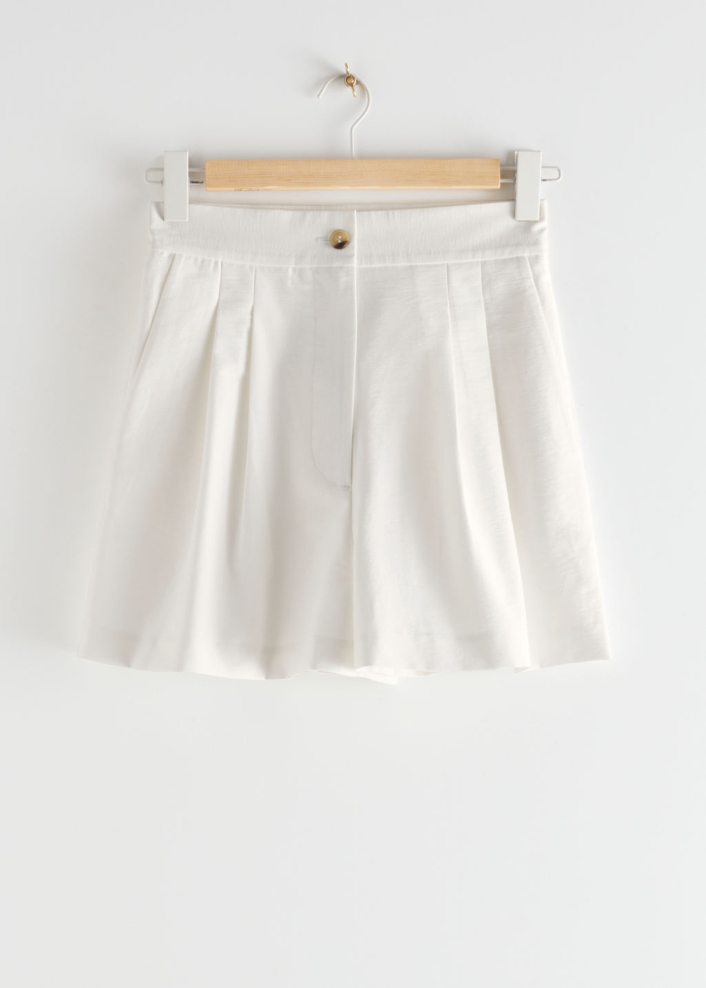 Pleated Shorts - White - Shorts - & Other Stories