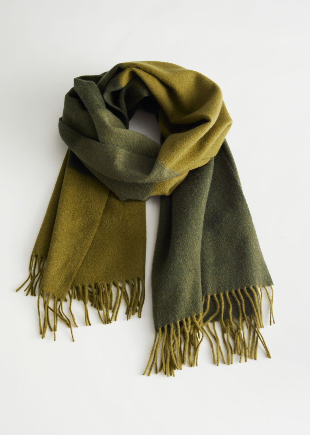 Tonal Colour Block Wool Scarf - Green - Fall & Winterscarves - & Other Stories