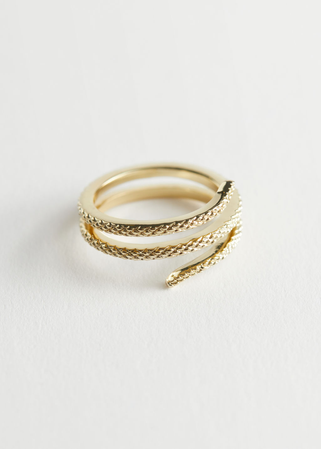 Embossed Three Band Ring - Gold - Rings - & Other Stories