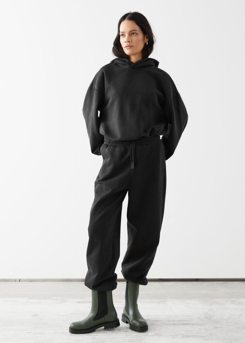 Relaxed Drawstring Trousers - Black - Trousers - & Other Stories