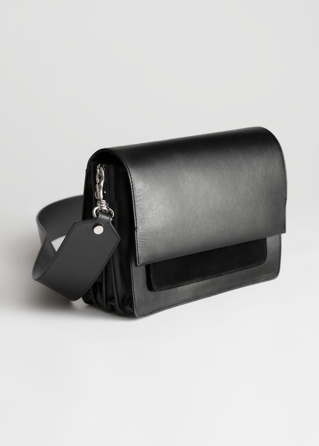 Short Leather Crossbody Bag - Black - Shoulderbags - & Other Stories - Click Image to Close