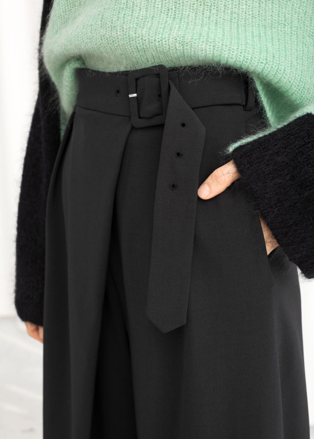 Belted Stretch Wool Culotte Trousers - Black - Culottes - & Other Stories