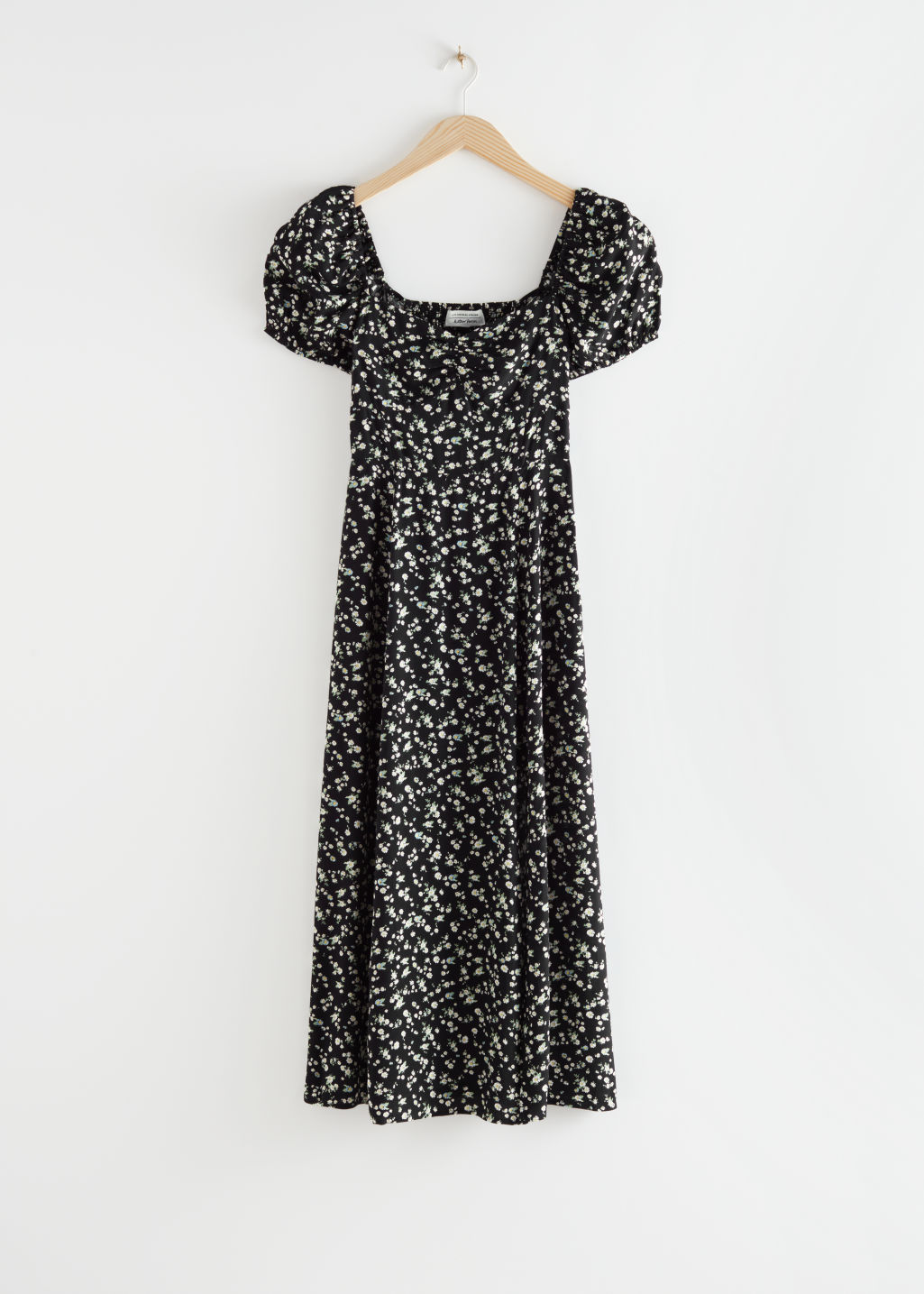 Flowy Puff Sleeve Midi Dress - Black Florals - Midi dresses - & Other Stories