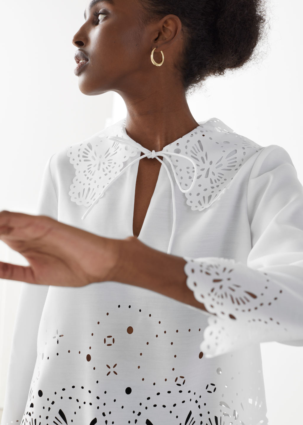 Wide Embroidered Scalloped Blouse - White - Blouses - & Other Stories