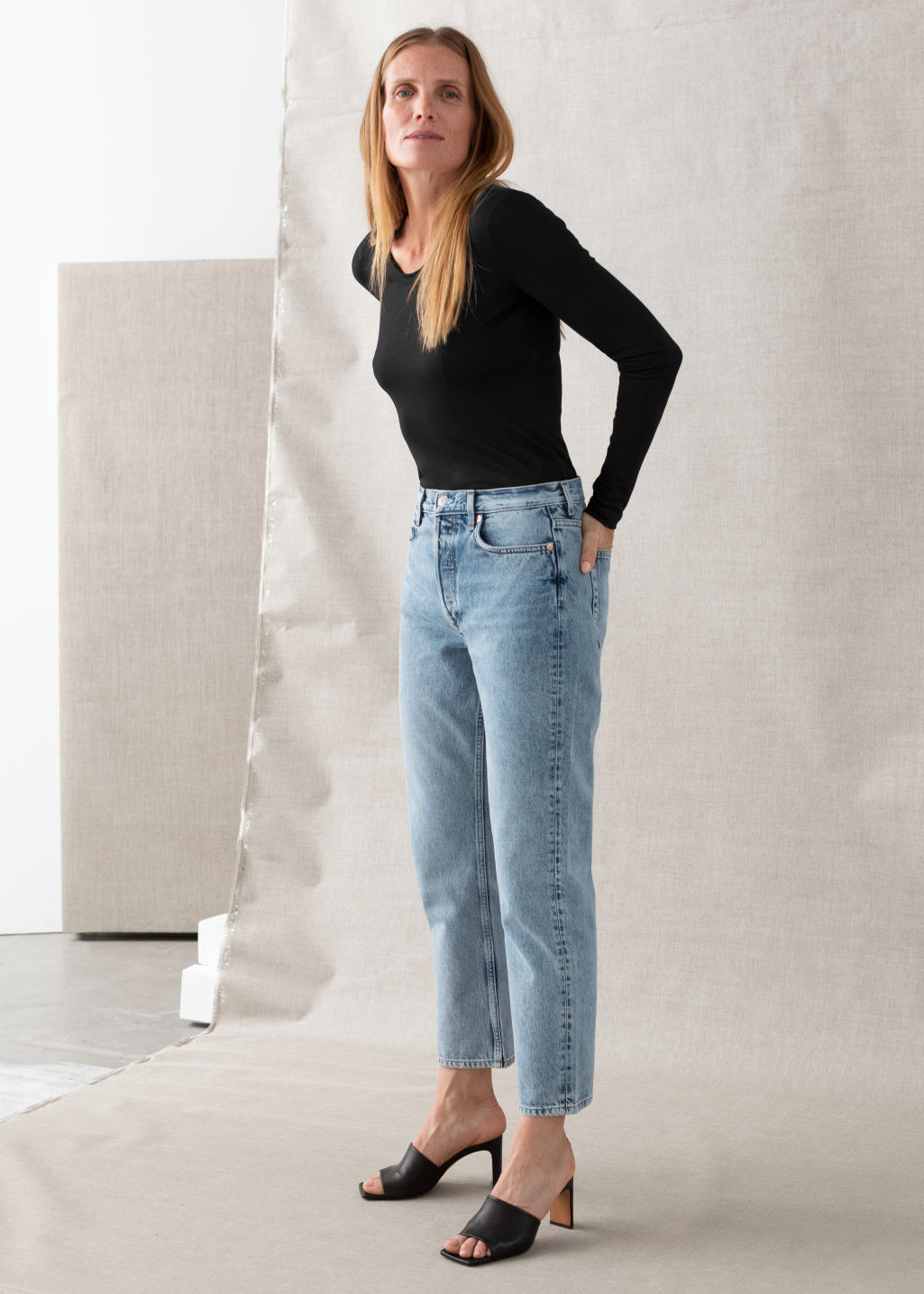 Keeper Cut Cropped Jeans - Mid Blue - Straight - & Other Stories - Click Image to Close