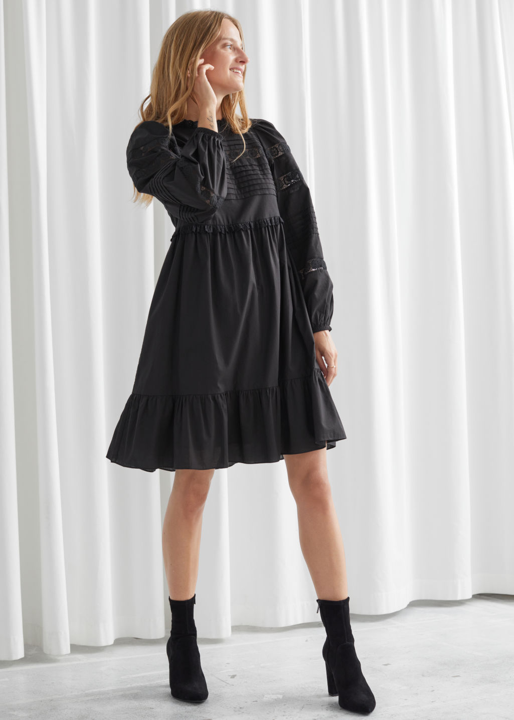 Tiered Mini Lace Dress - Black - Mini dresses - & Other Stories