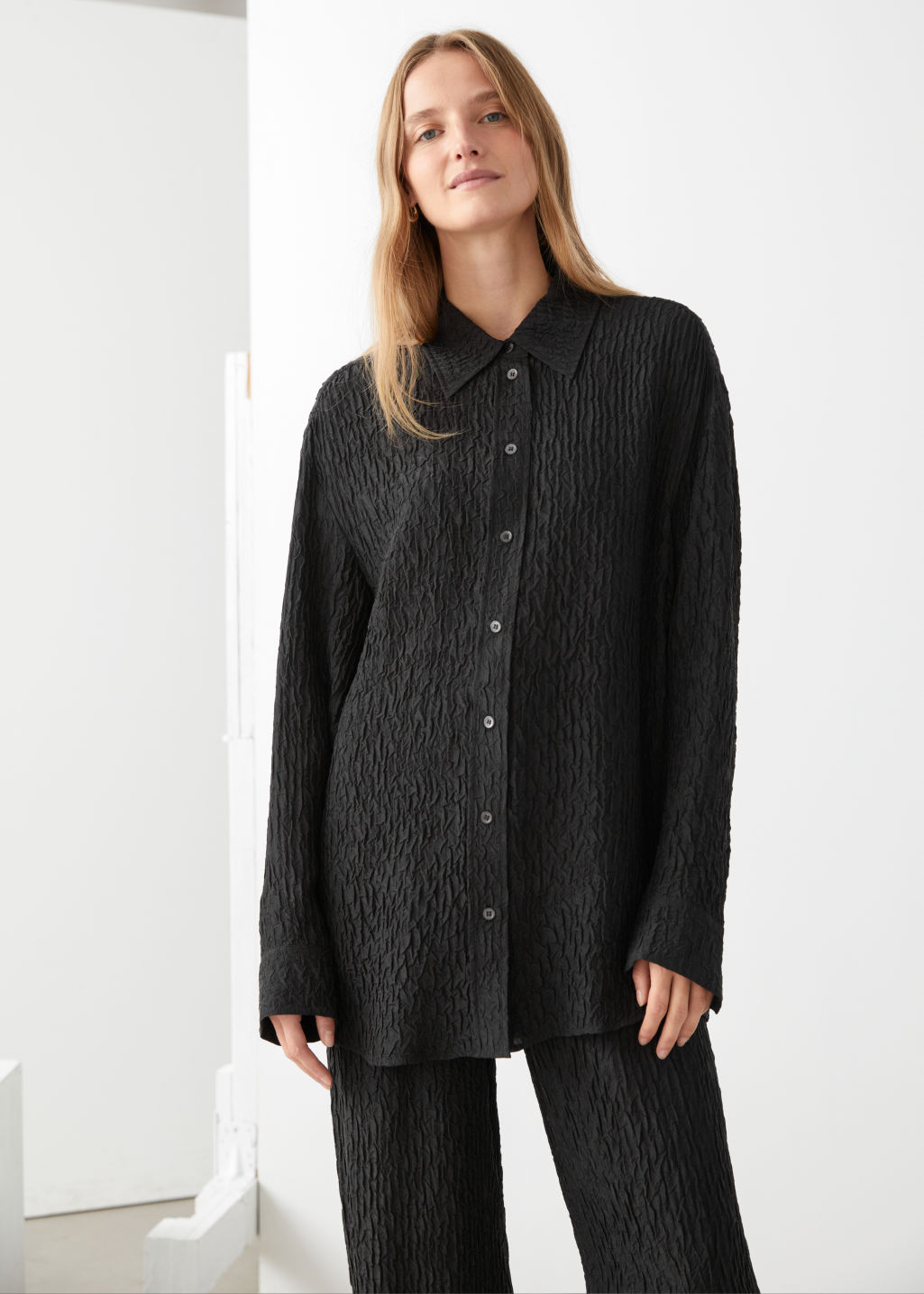 Voluminous Crinkled Silk Blend Shirt - Black - Silk - & Other Stories - Click Image to Close