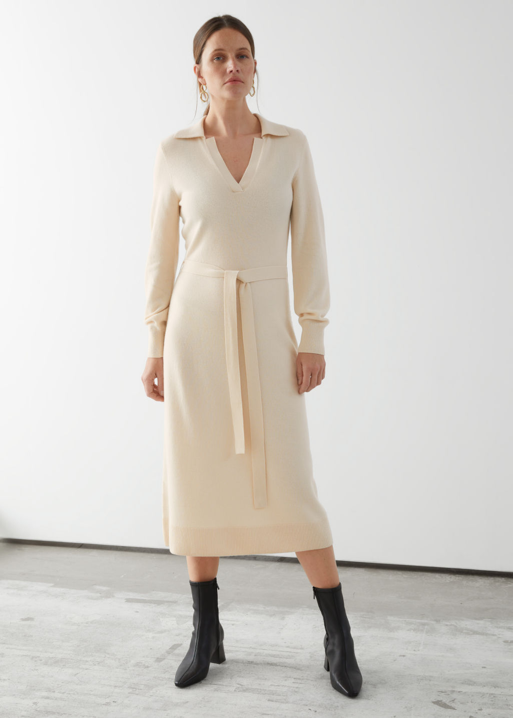 Belted Wool Knit Polo Midi Dress - Creme - Midi dresses - & Other Stories - Click Image to Close