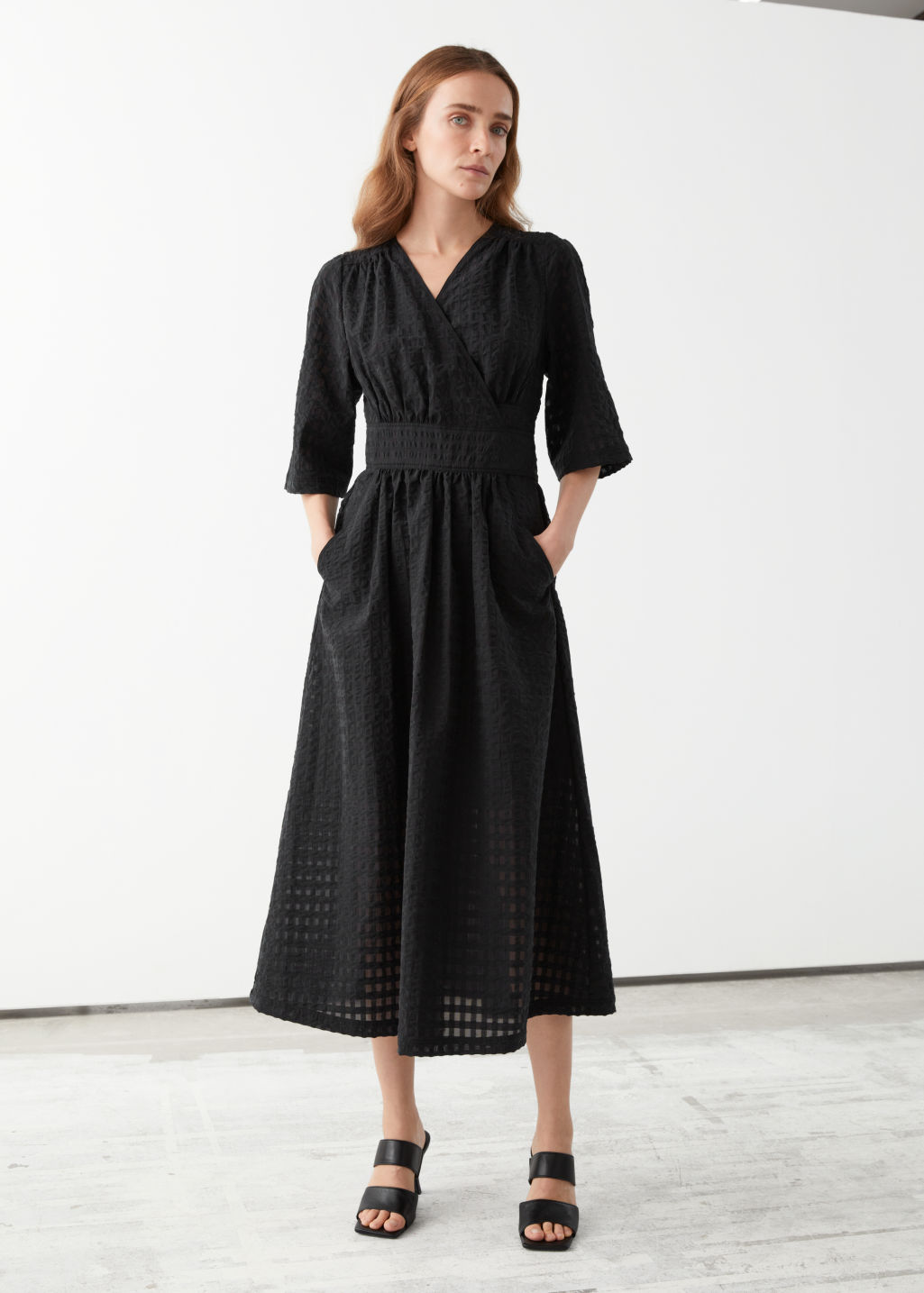 Relaxed Midi Wrap Dress - Black - Midi dresses - & Other Stories