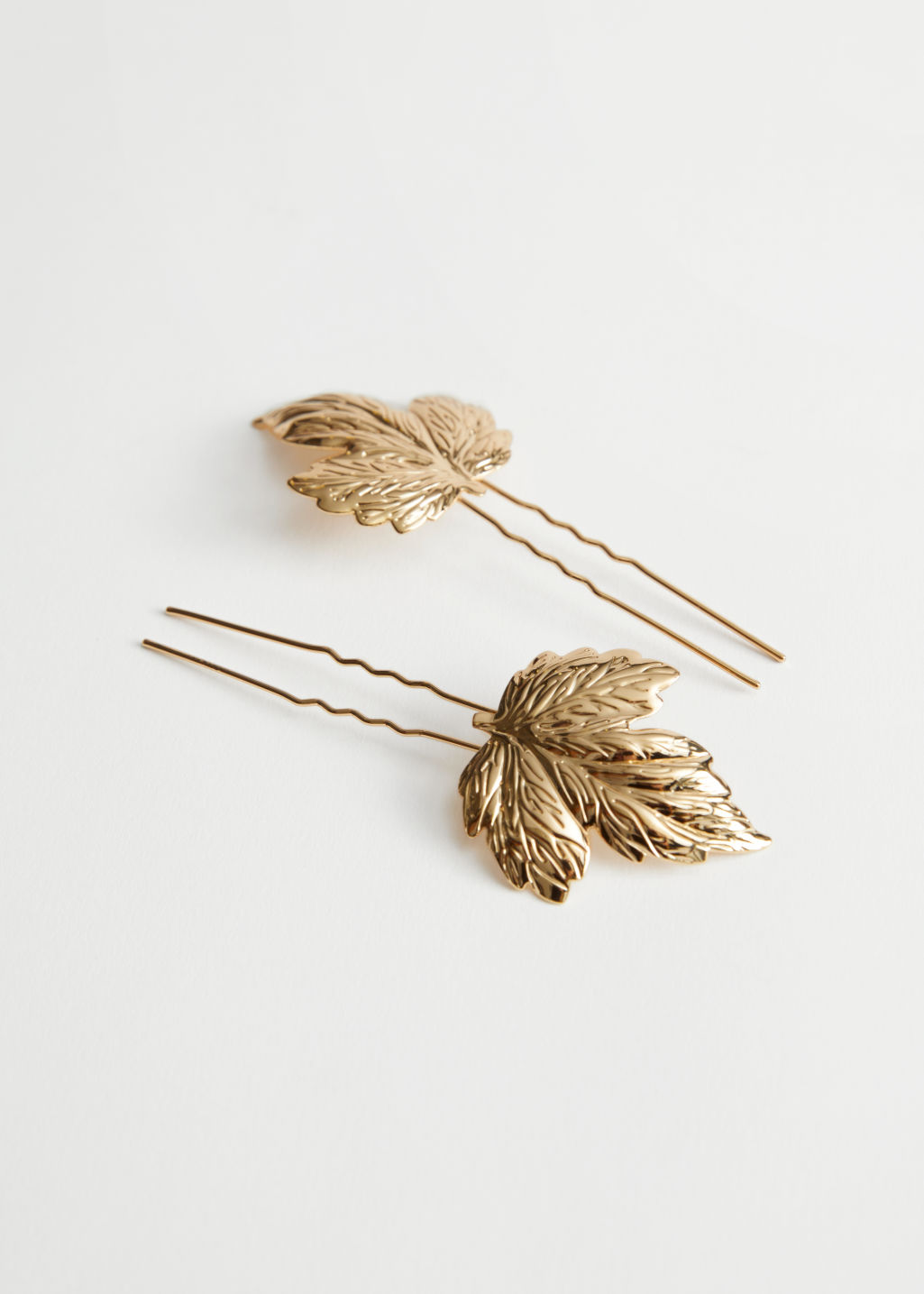 Embossed Leaf Pendant Hair Pins - Gold - Hairaccessories - & Other Stories - Click Image to Close