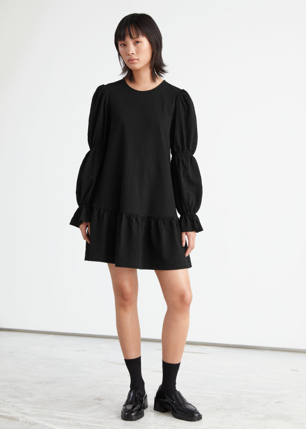 Textured Tiered Mini Dress - Black - Mini dresses - & Other Stories